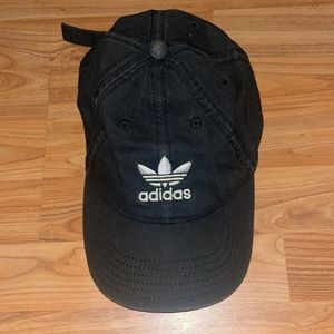 ADIDAS UNISEX BASEBALL HAT